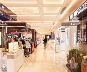 日本关西 - 知名化妆品专柜 翻译导购